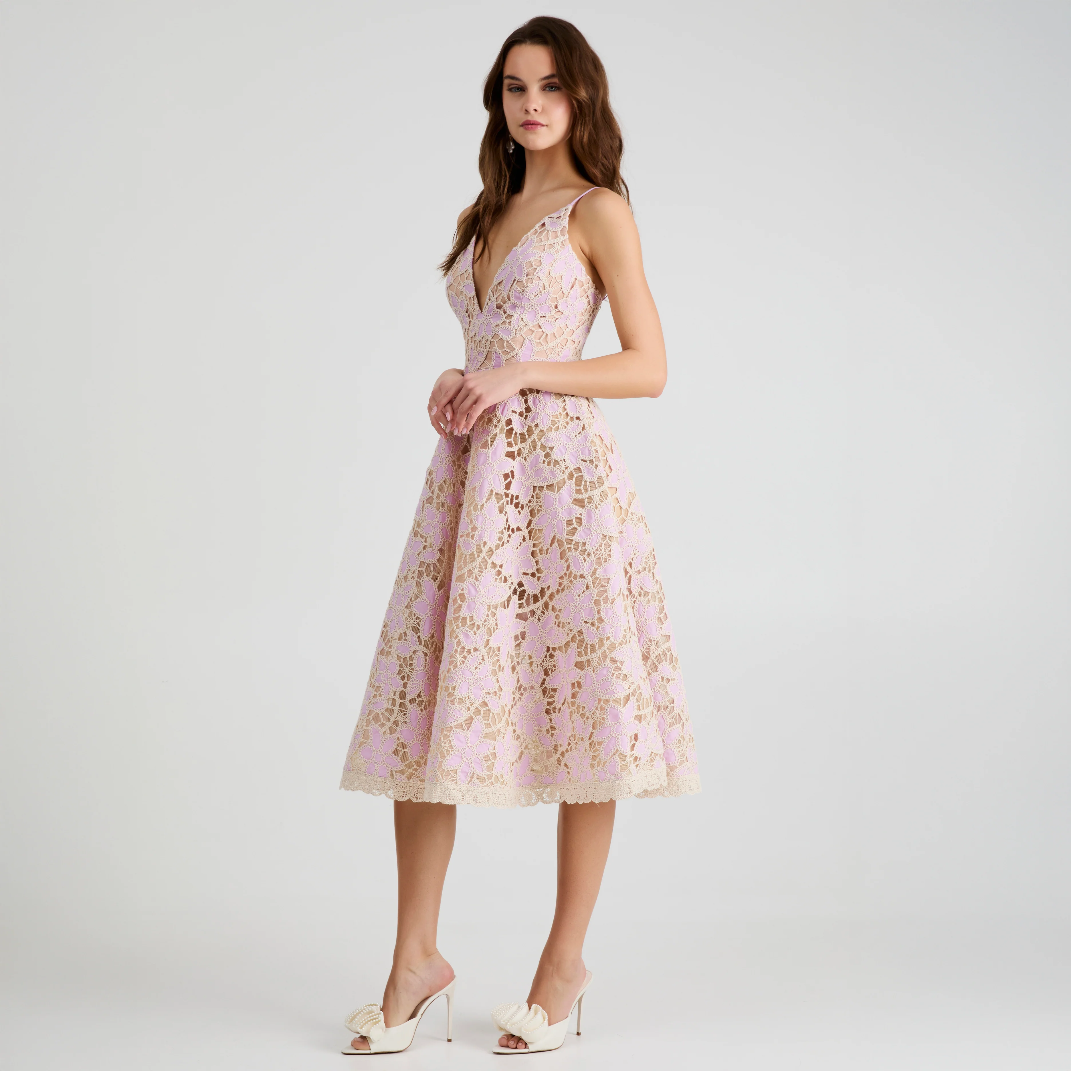 AMELIA - Image 4