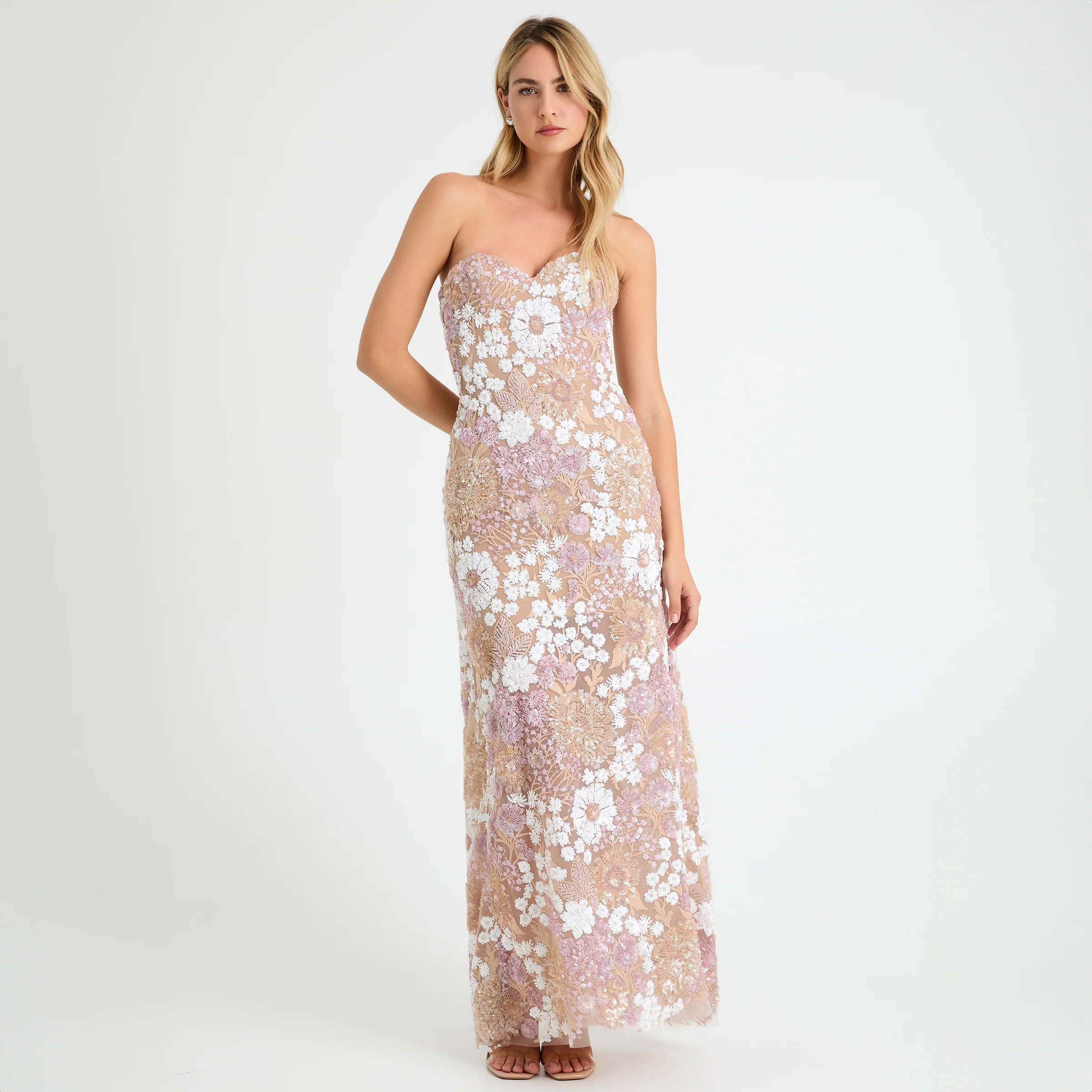LINDSEY - Image 4