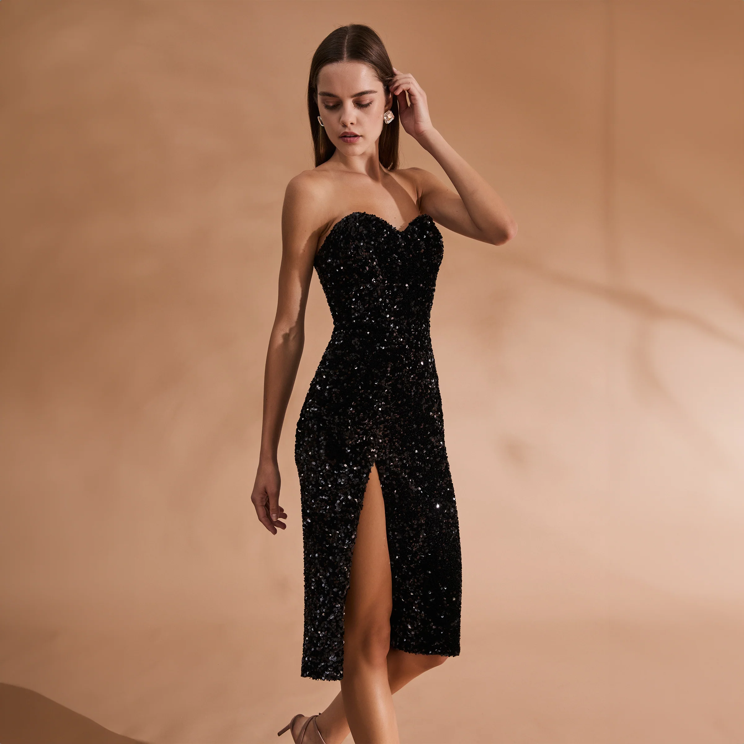 SIENNA - Image 6